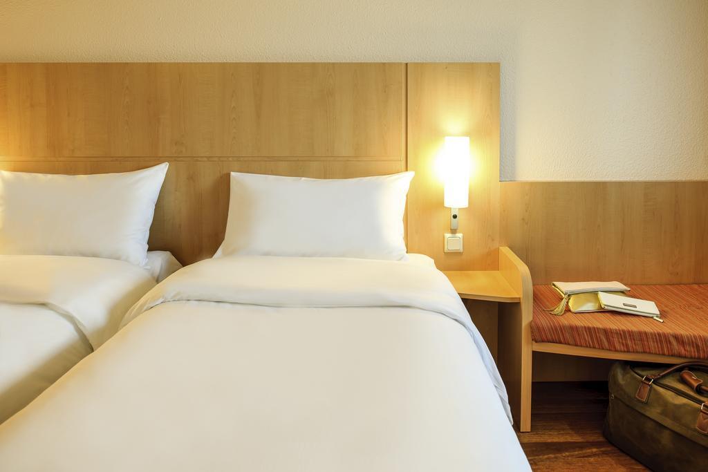 Ibis Chesterfield North - Barlborough Exterior foto